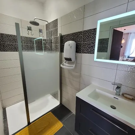 L'appart Alex Apartment
